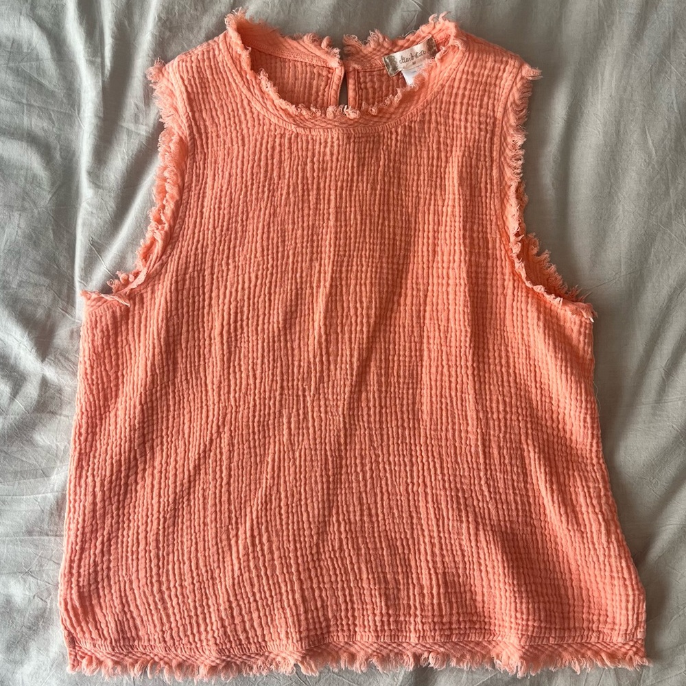 Coral fringe cropped tank